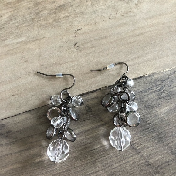 Accessories - Dangle earrings